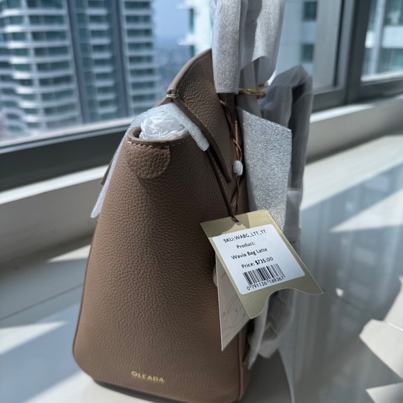 NEW OLEADA Wavia Work Bag - Taupe 100% Leather - Picture 3 of 6